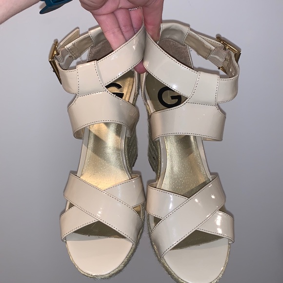 Tan GUESS wedges - Picture 1 of 9